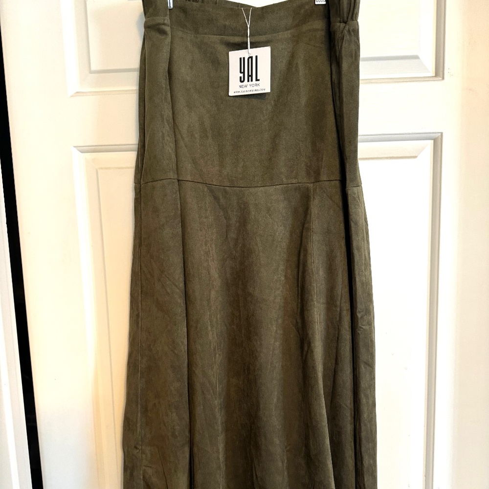 YAL NY NWT Olive Faux Suede Skirt, size Large, Midi Length